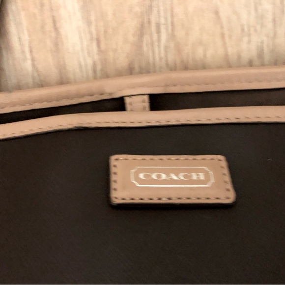 Coach Small Handbag - Picture 5 of 7